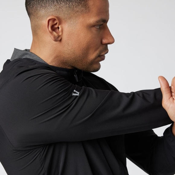 Vuori Men’s Outdoor Trainer Shell - Picture 2 of 9